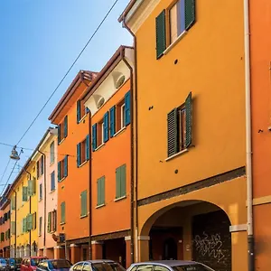 Guest house Bed In Bo Porta San Mamolo **