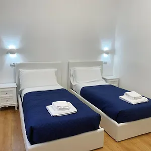 https://nuovo-confortini-rooms.hotelinveneto.com